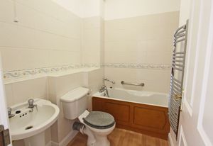 Photo 7- click for photo gallery